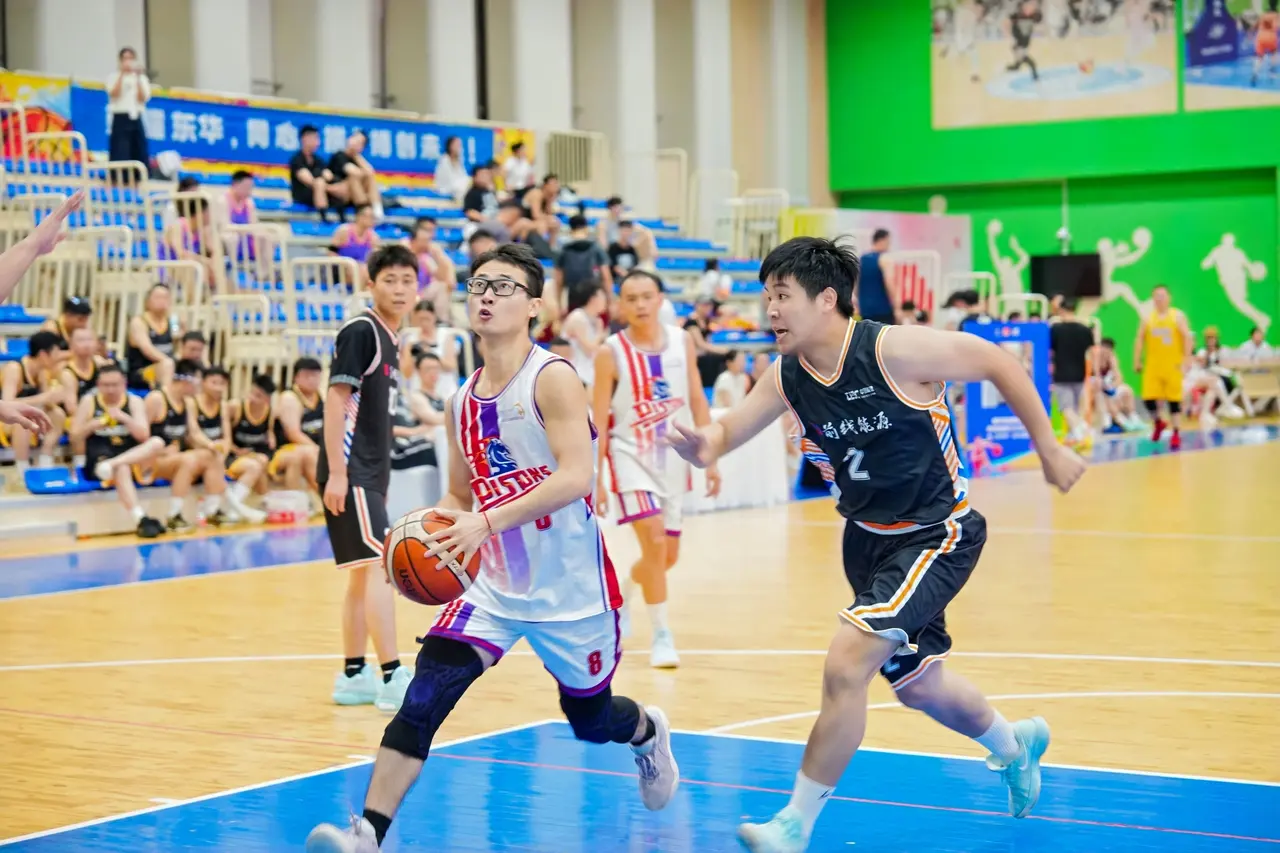 临平队的球 临平队的球