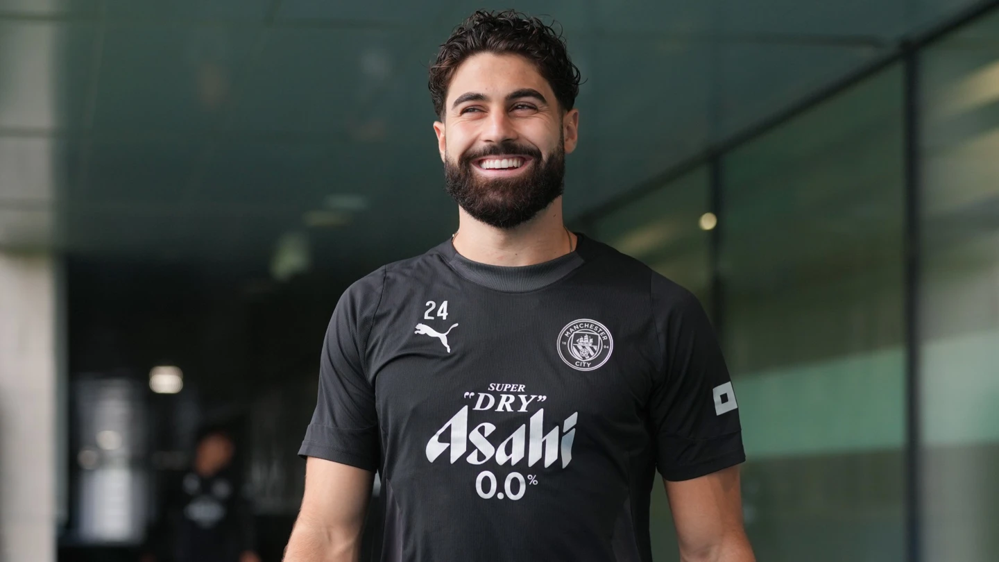 场进, 经了如指掌, 助球队赢得